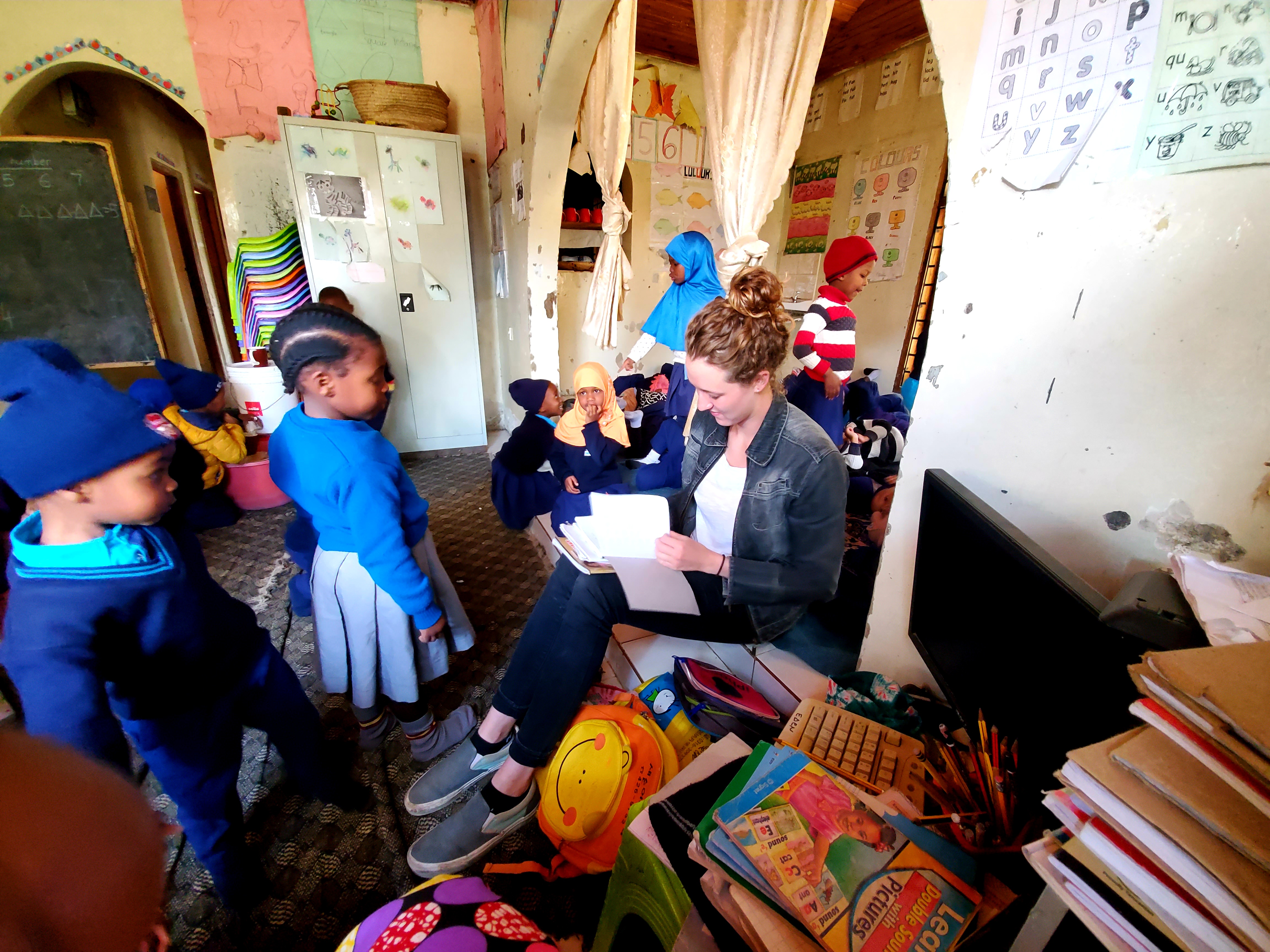 Katie Schmitz volunteered in Arusha, Tanzania, to teach at an elementary school